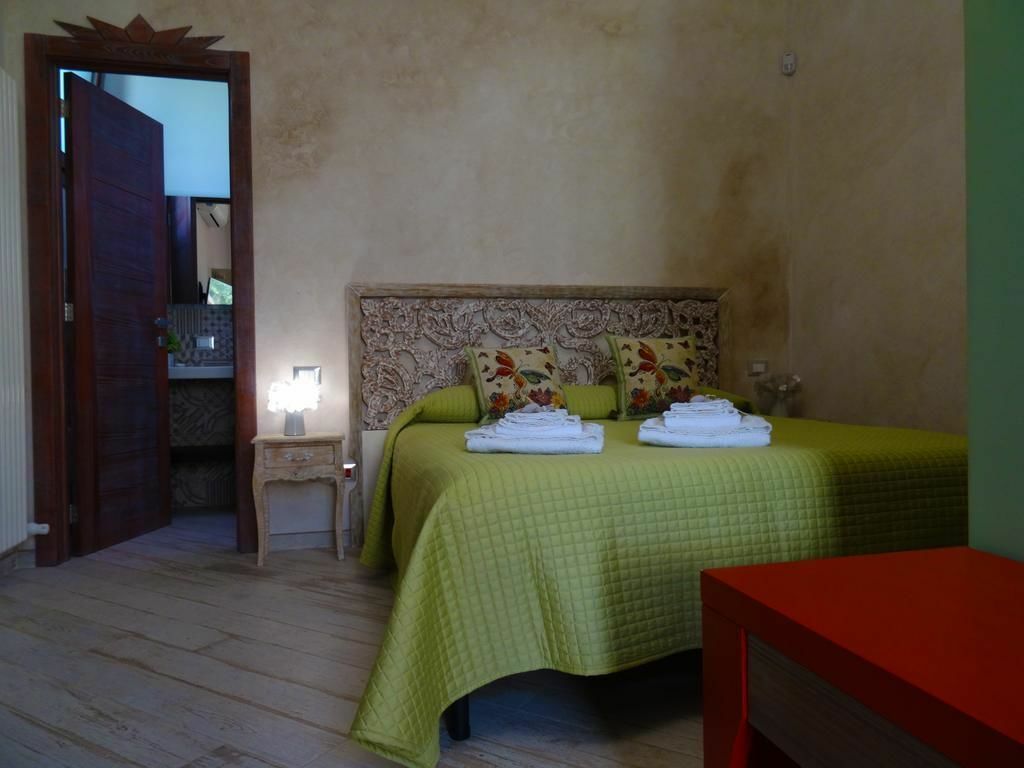 Biancolivo Hotel *